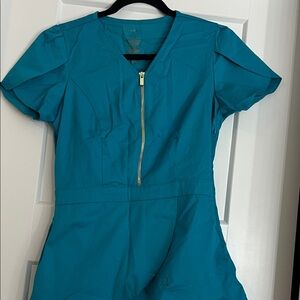 ✨ Jaanu Luxe Peplum Scrubs — Discontinued, Rare Find! ✨